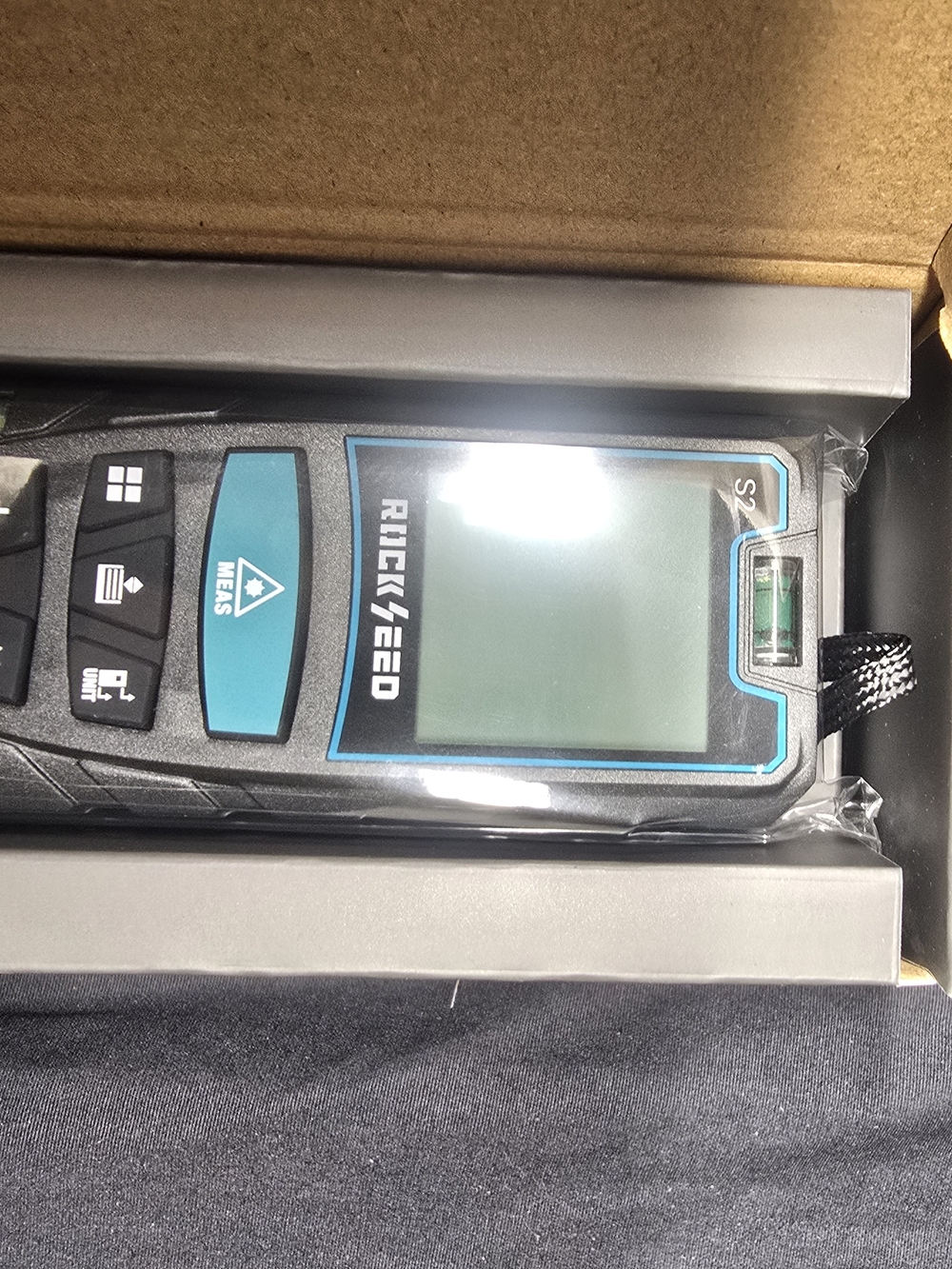 ROCK SEED Laser Distance Meter in Teal and Black - Picture 4 of 4